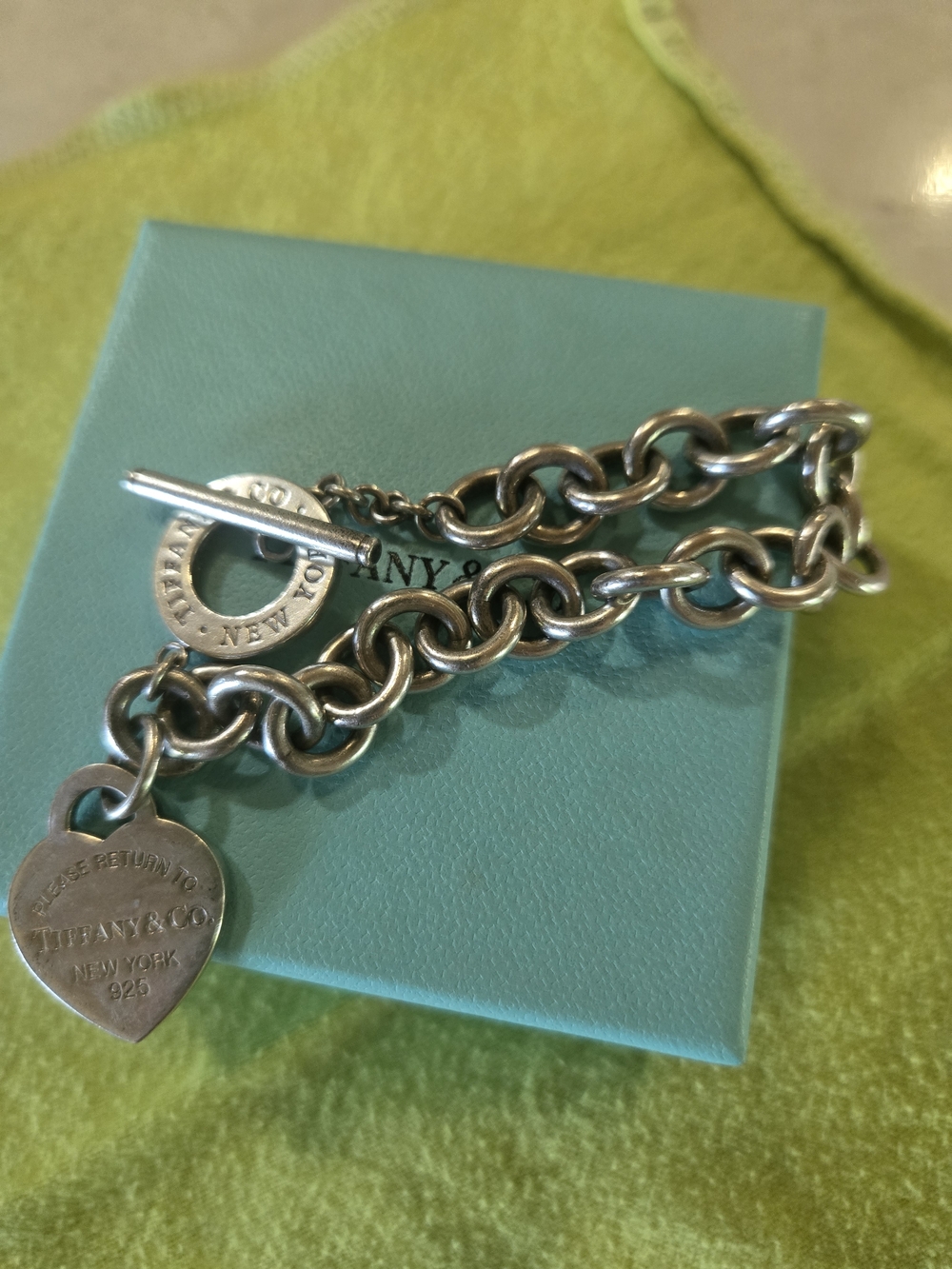 ✨ SALE Return To Tiffany's Heart Charm Bracelet w/ Box - Picture 2 of 15
